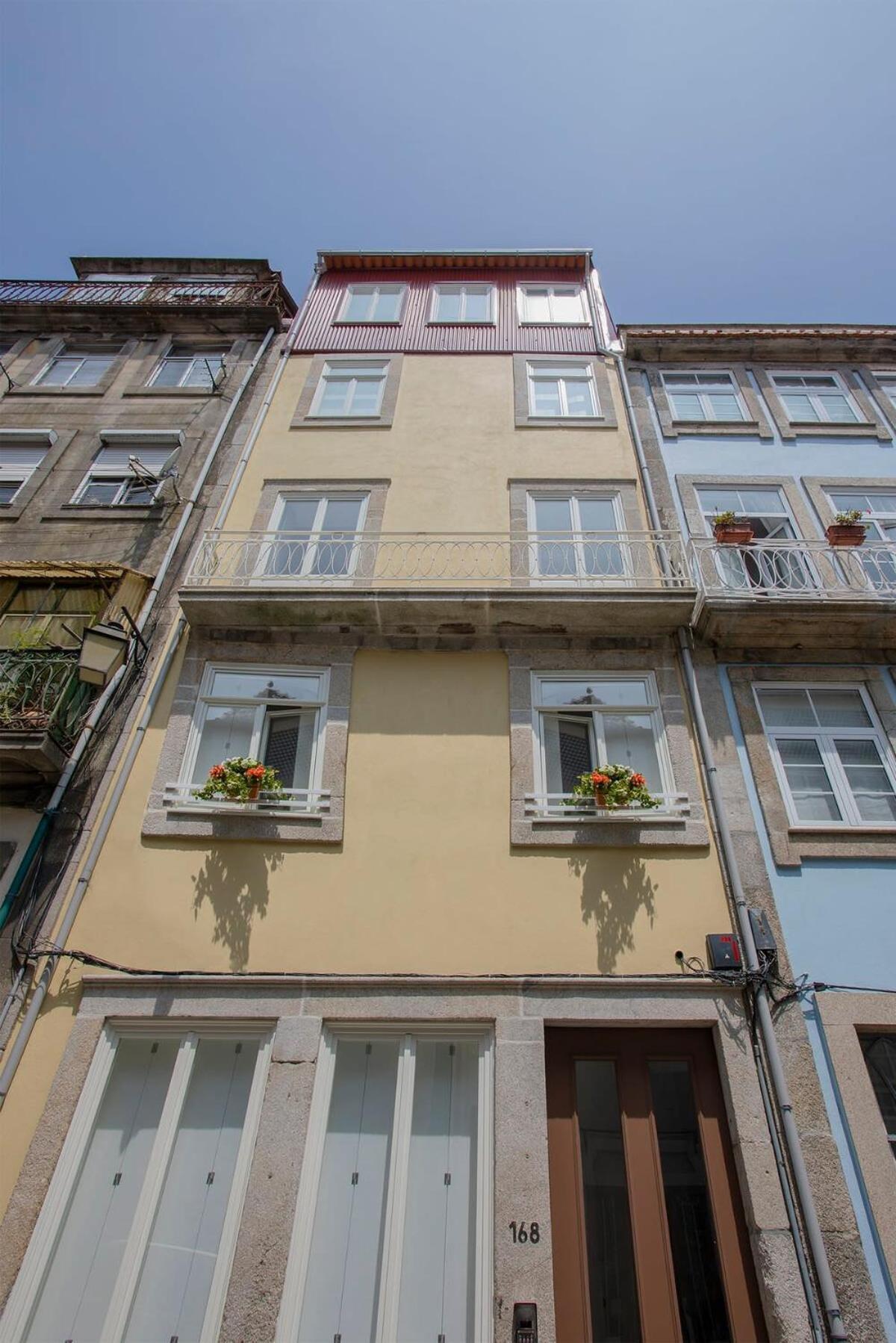 Liiiving In Porto - Clerigos Terrace Apartment Esterno foto